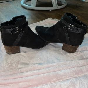 Women’s boots